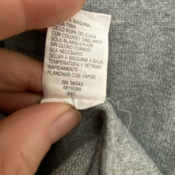 Izod Womens Gray & Pink V-Neck Argyle Golf Sweater SzL (sku153) - Picture 13 of 13